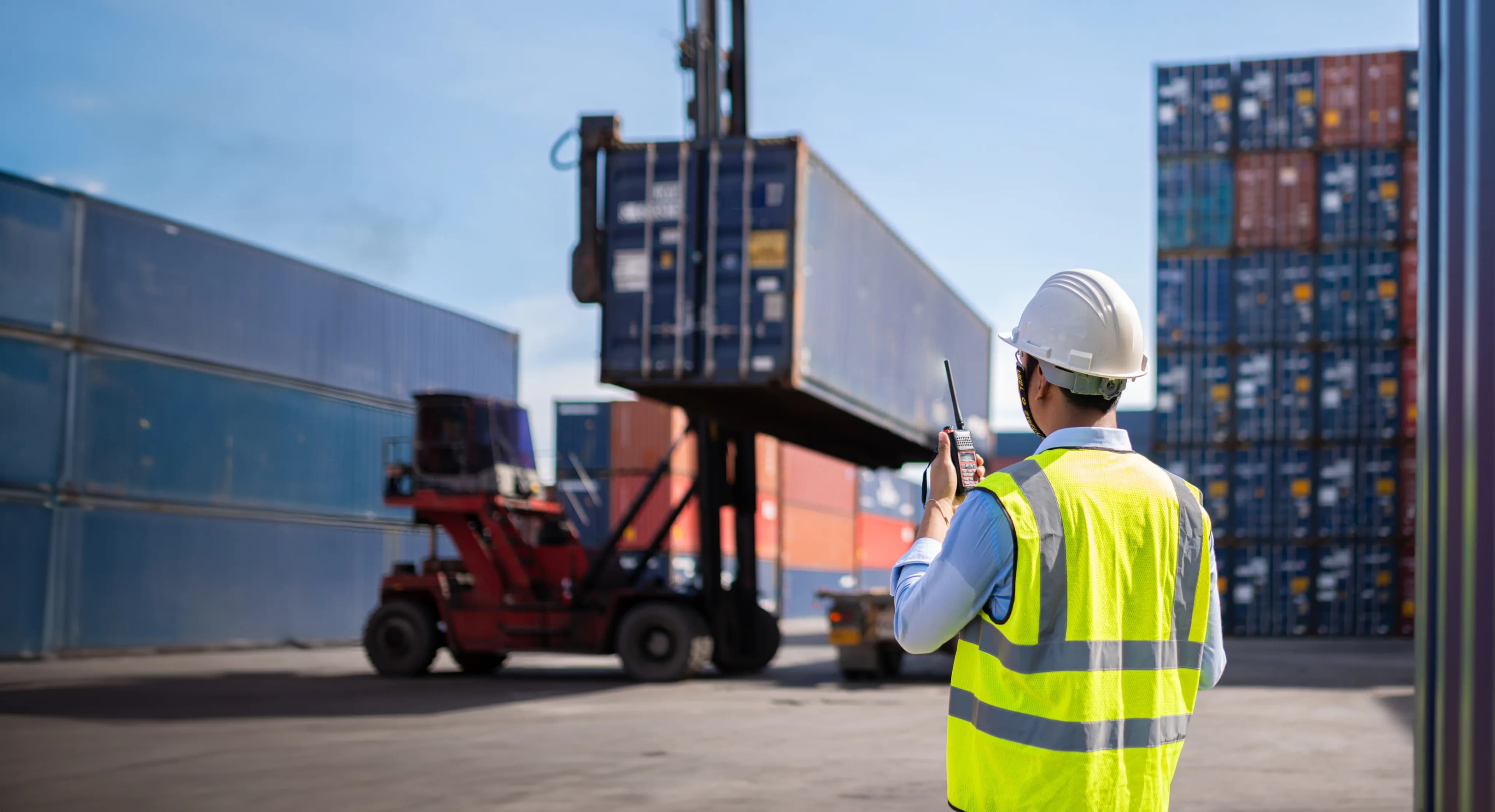 TRA-SAS logistics operations at a container terminal